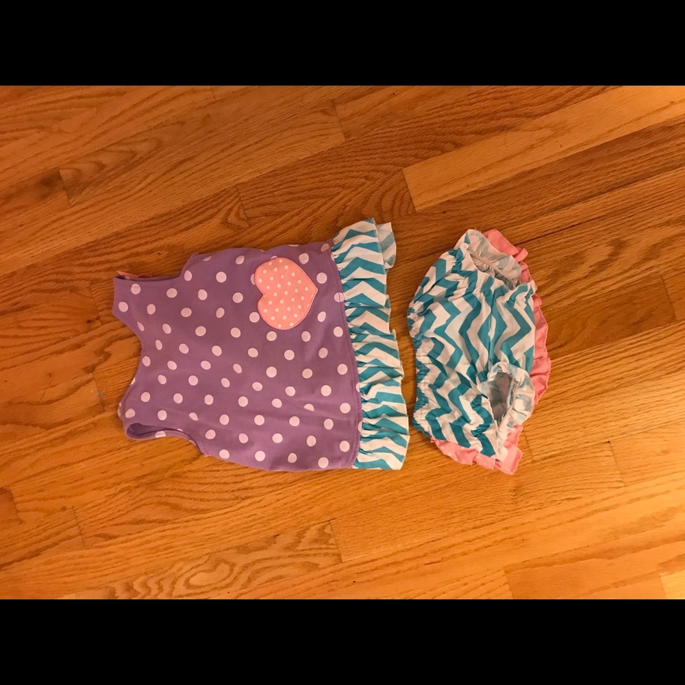 Two piece girls outfit adorable with open back